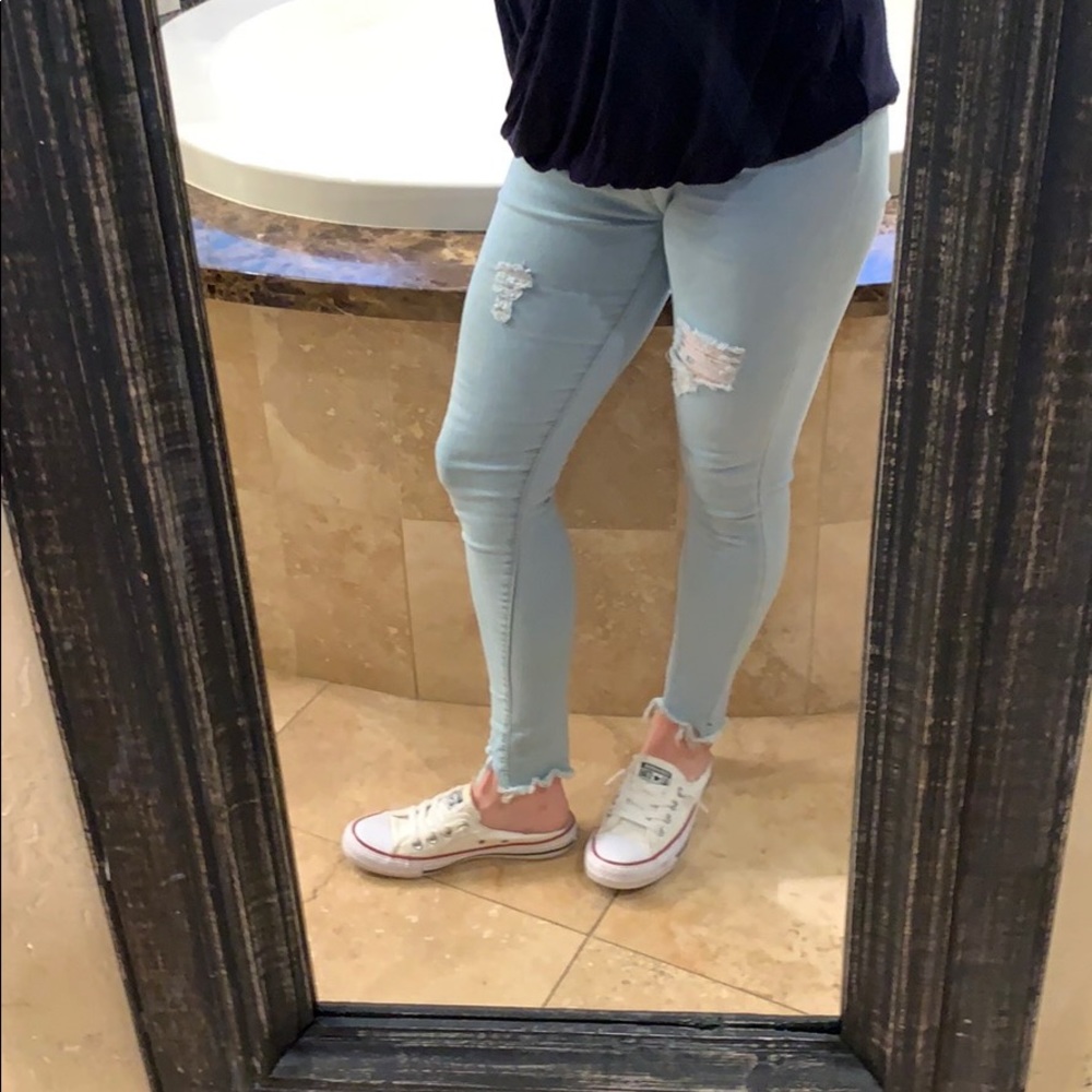 Heritage Falmer Light Wash Ripped Denim Jeans